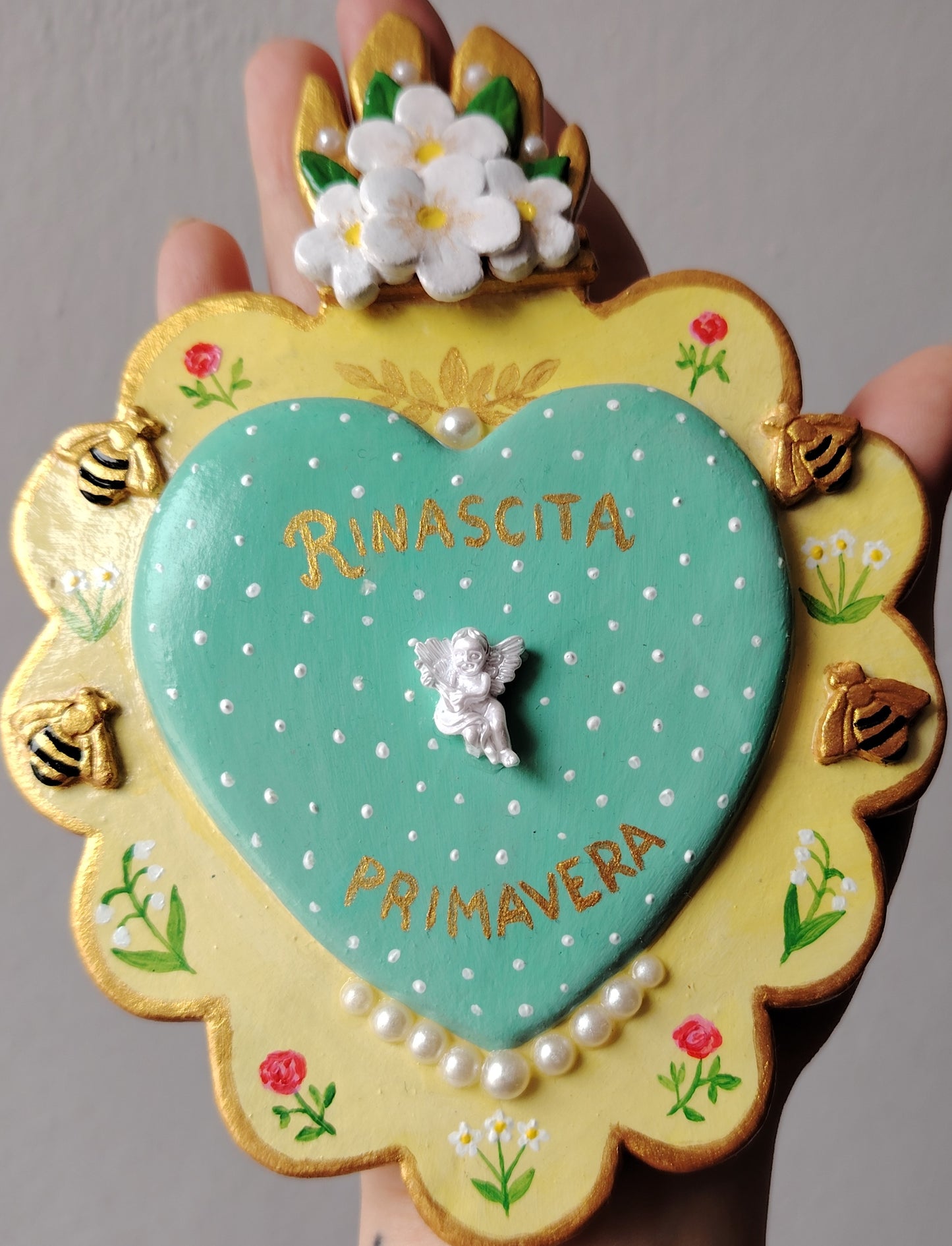 Cuore sacro primavera decorazione murale