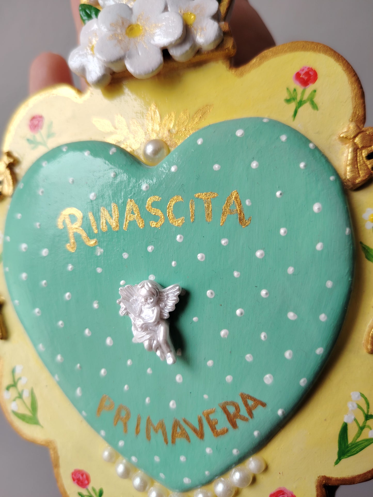 Cuore sacro primavera decorazione murale