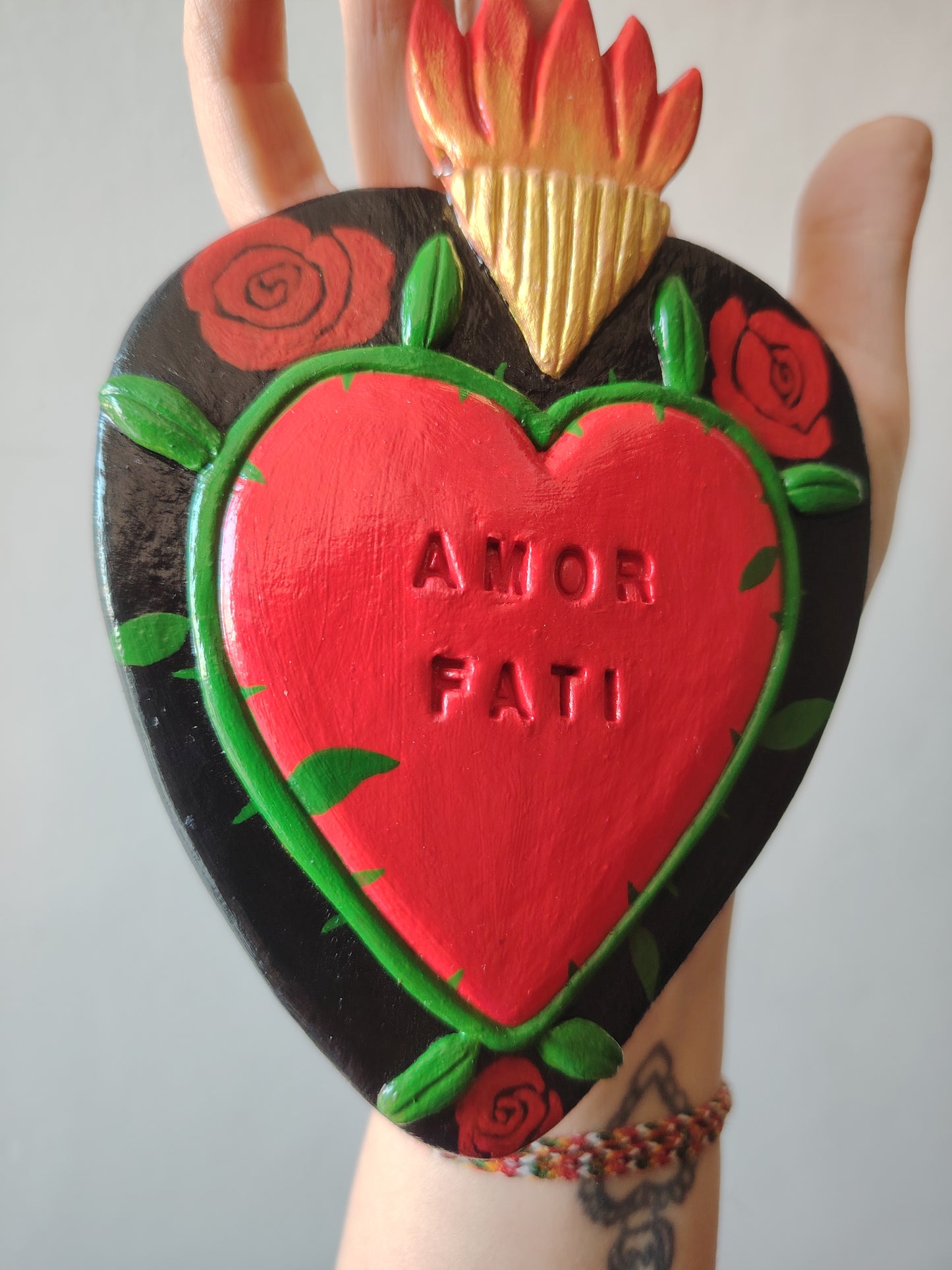 Decorazione ex voto cuore sacro M amor fati